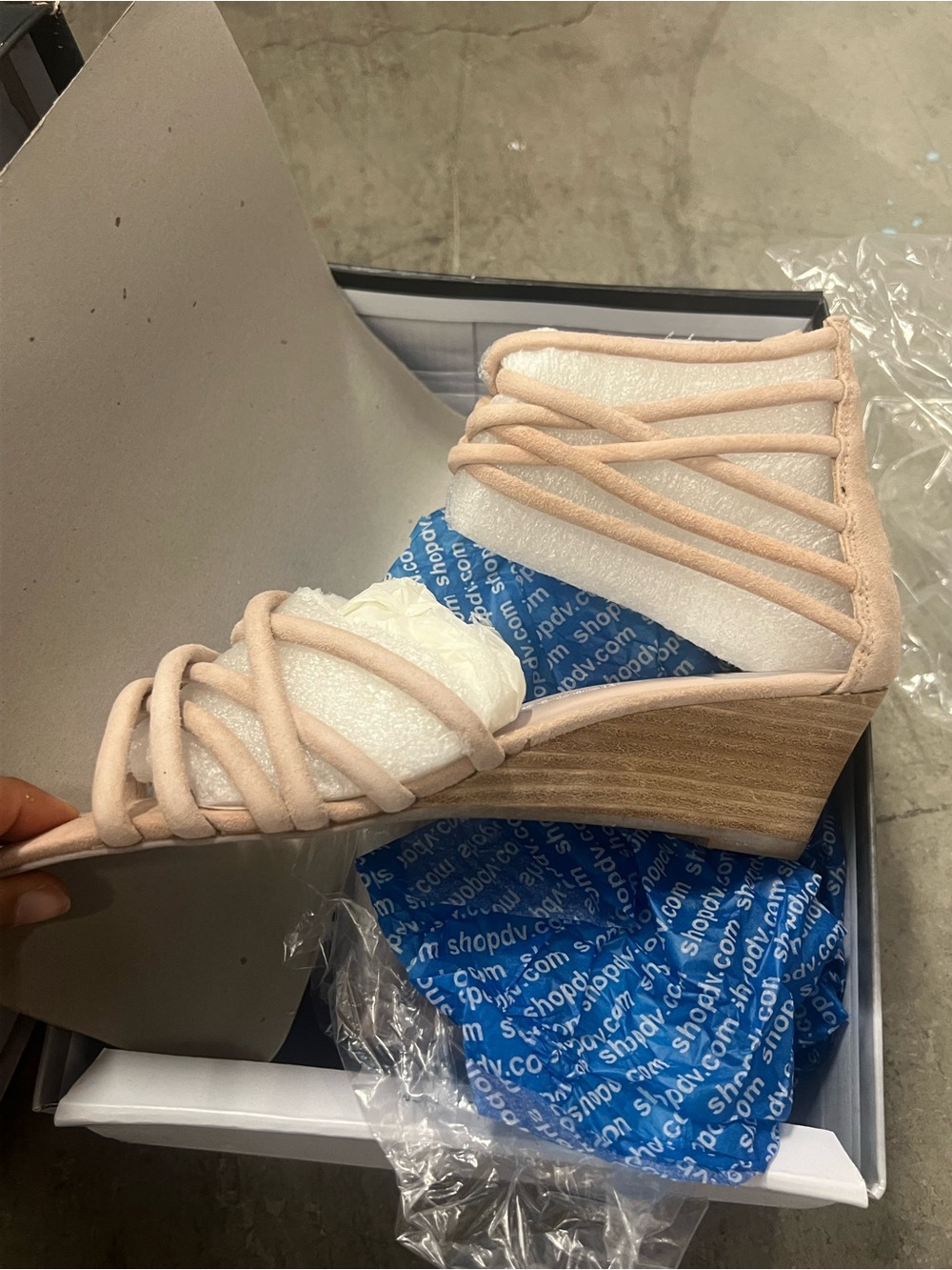 Dolce vita - suede Women’s Strappy Wedge Sandals in Blush